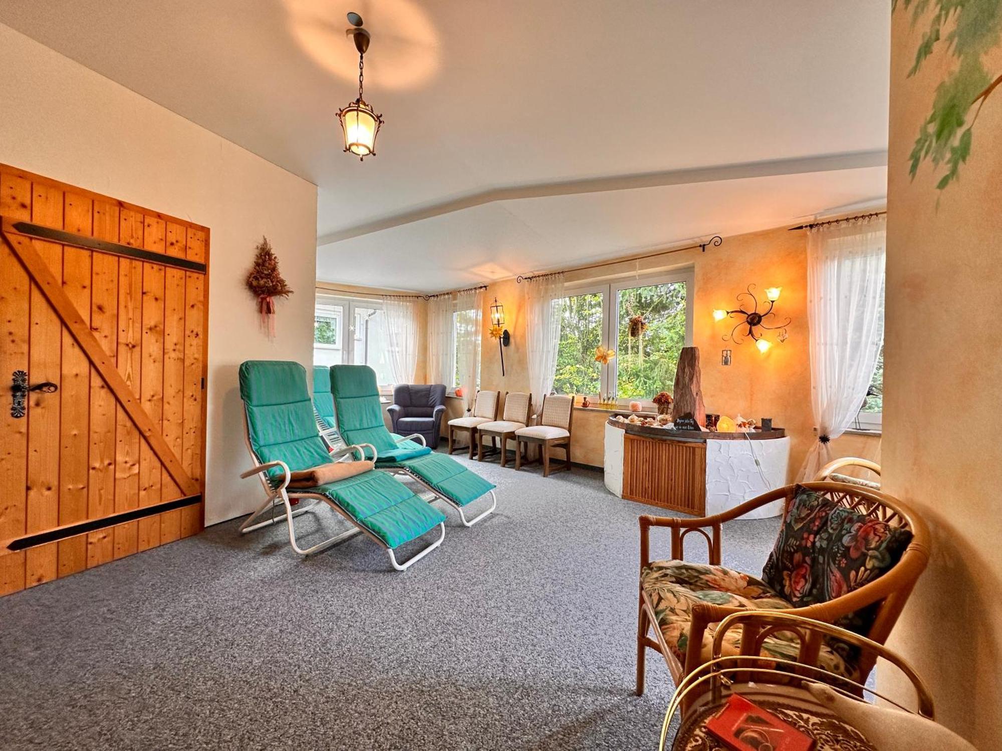 Pension Zum Loewen, Parkplatz, Fruehstueck, Wlan, Zentral Bad Steben Extérieur photo