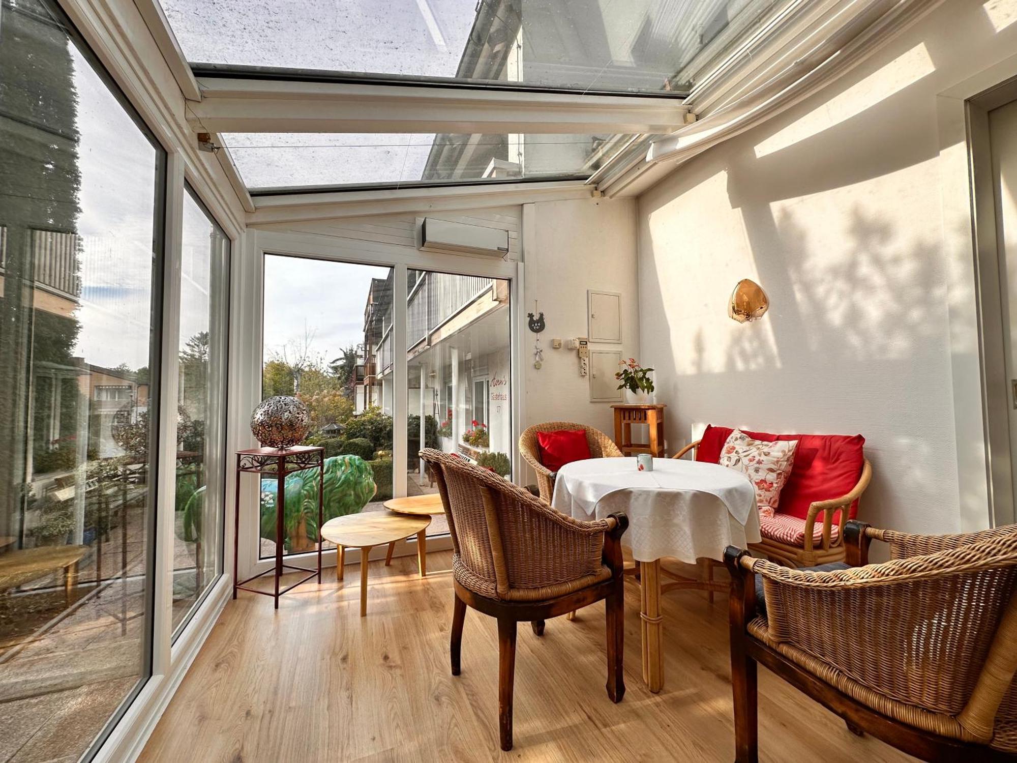 Pension Zum Loewen, Parkplatz, Fruehstueck, Wlan, Zentral Bad Steben Extérieur photo