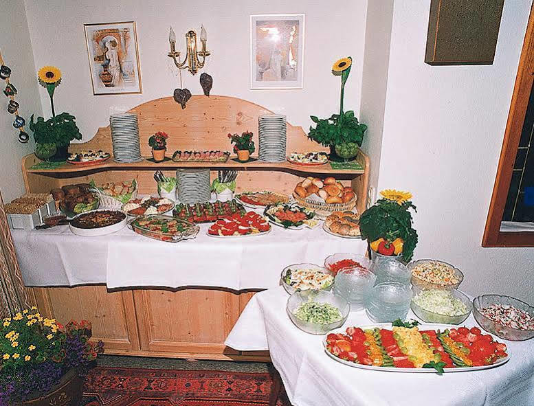 Pension Zum Loewen, Parkplatz, Fruehstueck, Wlan, Zentral Bad Steben Extérieur photo